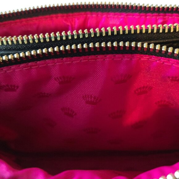 JUICY COUTURE BLACK CLUTCH QUILTED DOUBLE ZIPPER TASSEL WRISTLET GOLD HEARTS - Picture 4 of 10